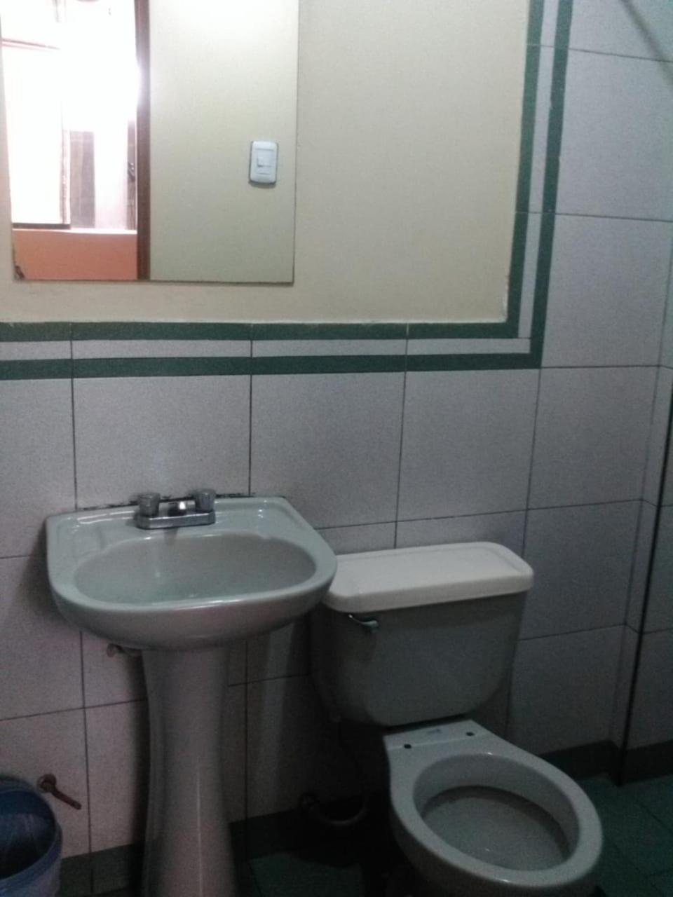Hostal Jara Lima Extérieur photo